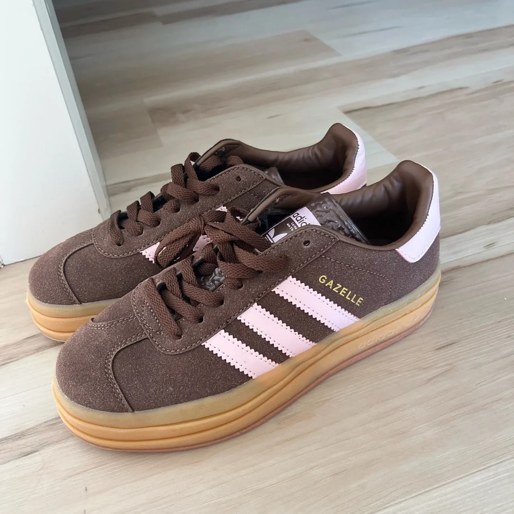 adidas gazelle silver green womens Adidas Originals Gazelle Indoor Magic Lavender/Yellow Women's- Size 8 – The  Exchange Project main image 1